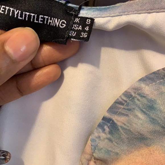 Renaissance Puff Sleeve Button Crop Top - Picture 4 of 4